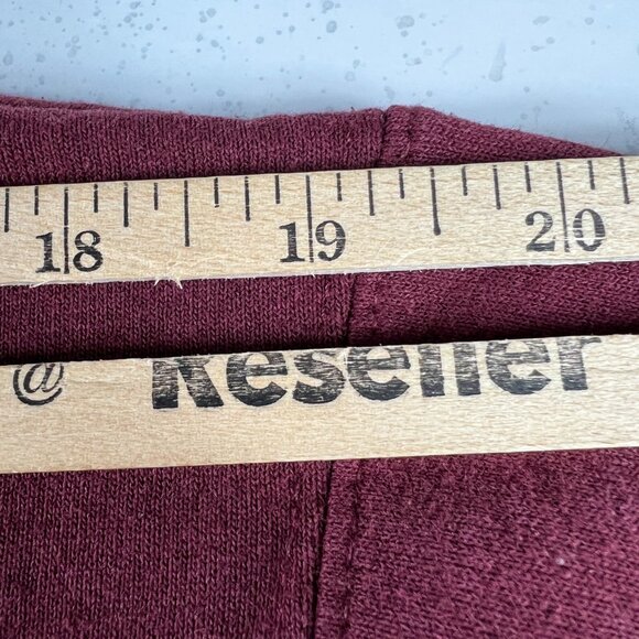 Champion Southern Illinois Salukis Sweatshirt Youth Extra Large Red Faded Hoodie - Picture 13 of 13